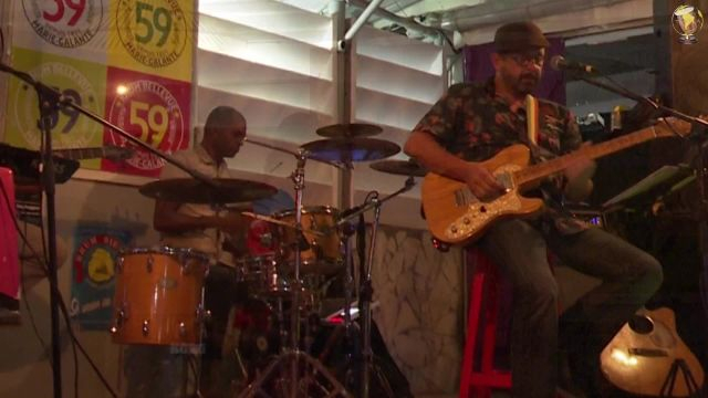 Une plongée musicale dans l'histoire du blues avec le groupe Mobilhome Blues à Capesterre M/gte