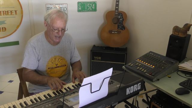 Billy Ruvira passe de l'autre côté de la caméra