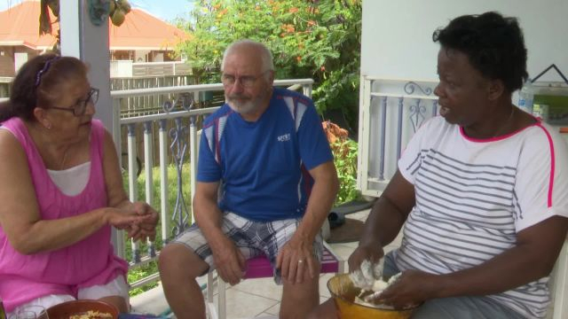 Le bébélé, le plat traditionnel de Marie Galante, cuisiné pour nous par Suzette