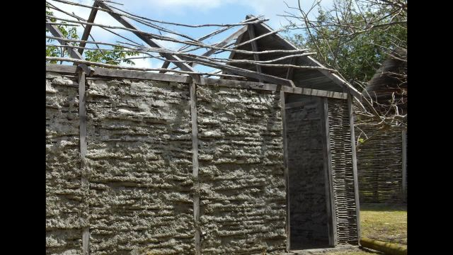 La Gaulette : de la case à l'artisanat local avec Dominique Naprix