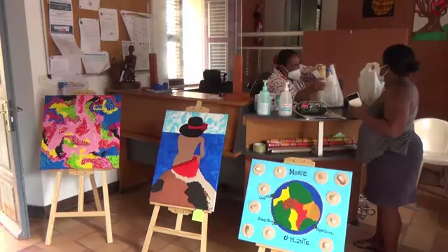 Le Marché de Noël à Grand Bourg 'Nwèl annou sé Marigalant'