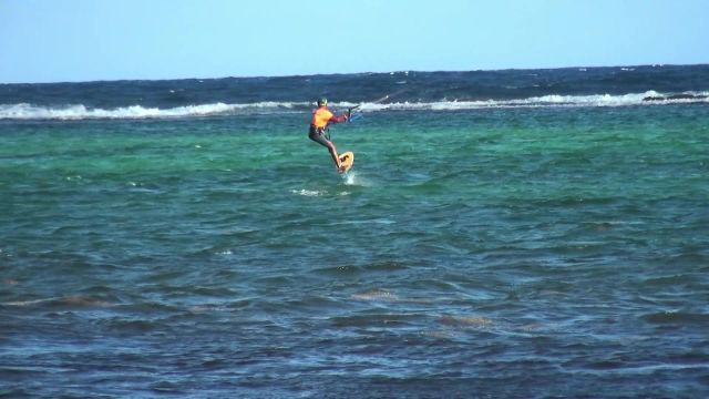 Week-End  Kite Foil à Capesterre avec les champions de Guadeloupe