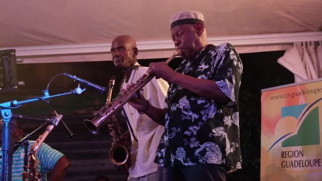 Camille soprano à la fête de la musique Marie-Galante