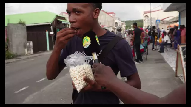 Prenez le micro : Et vous, vous en pensez quoi du Carnaval ?
